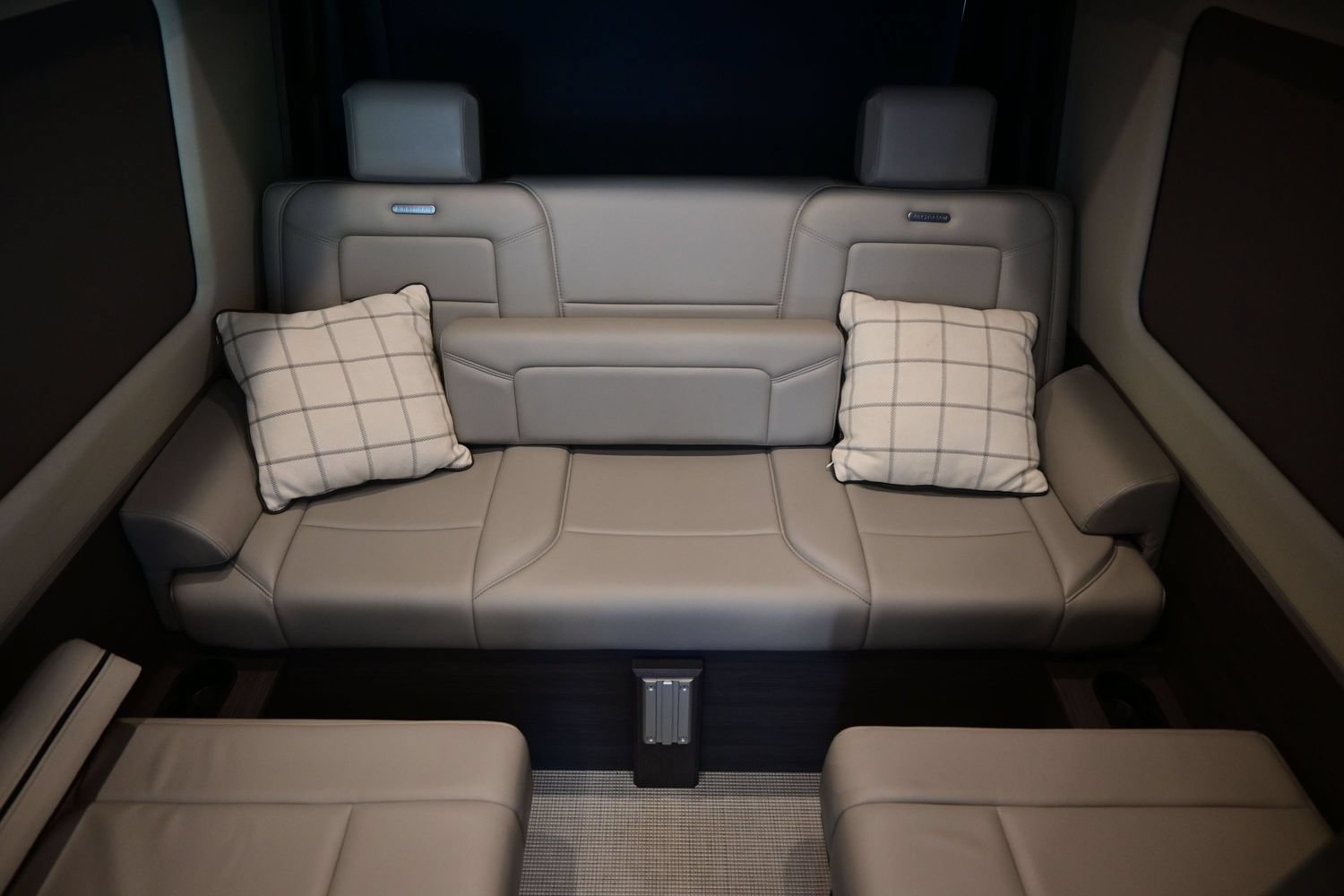 Used 2020 Mercedes-Benz Sprinter 3500 image 35