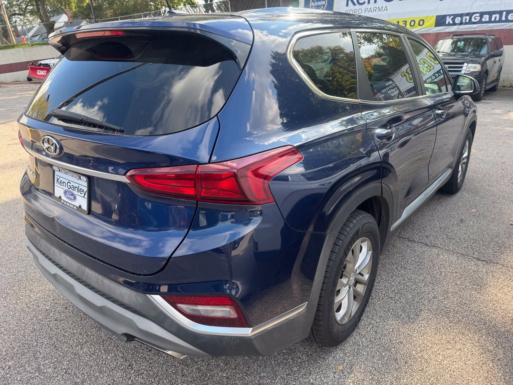 Used 2020 Hyundai Santa Fe SE FWD image 5