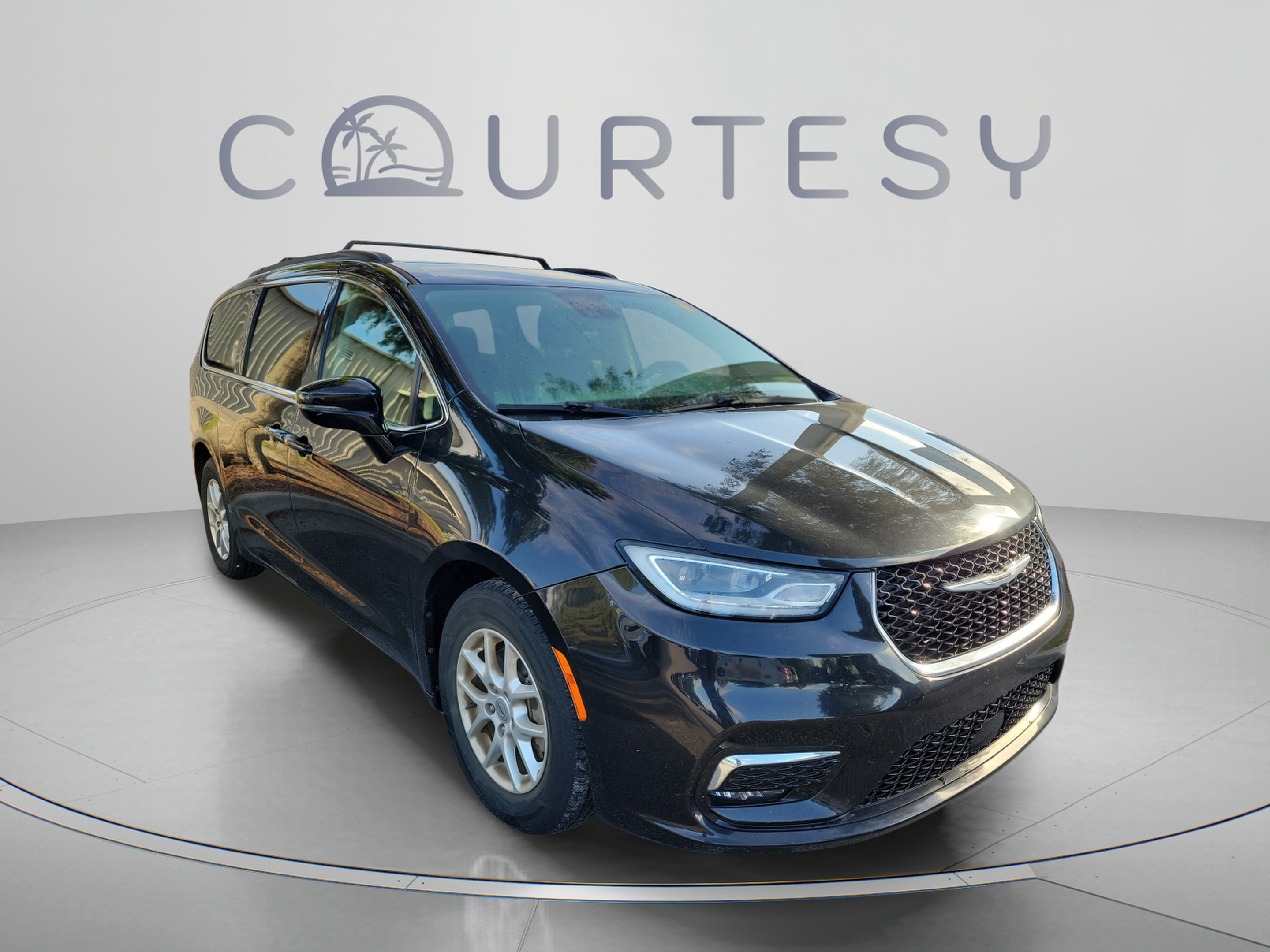 Used 2022 Chrysler Pacifica Touring-L FWD image 12