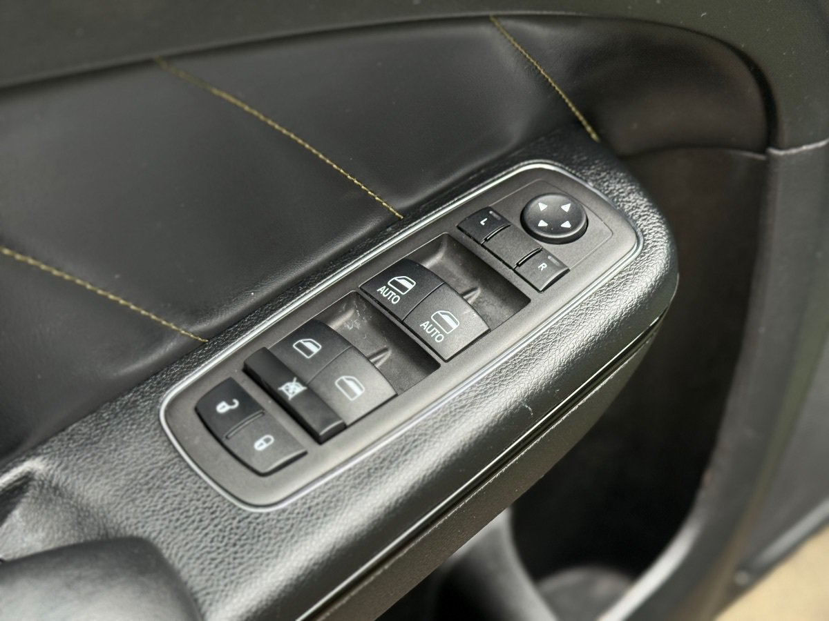 Used 2023 Dodge Charger Scat Pack RWD image 18