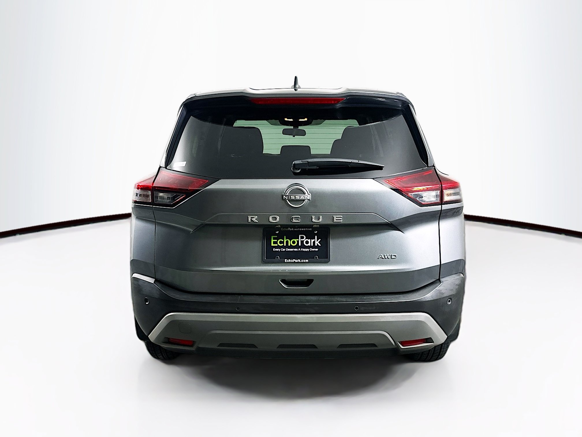 Used 2023 Nissan Rogue S AWD/4WD image 7