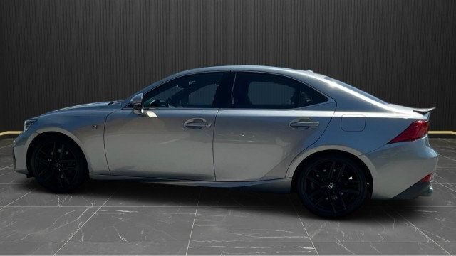Used 2018 Lexus IS 300 F Sport w/ F Sport Package RWD image 7