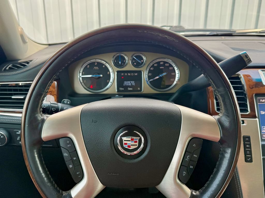 Used 2013 Cadillac Escalade ESV Platinum AWD/4WD image 21