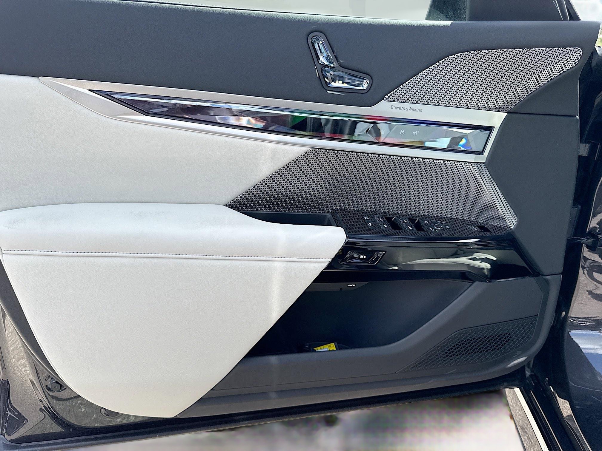 New 2026 BMW i7 eDrive50 w/ Premium Package image 22