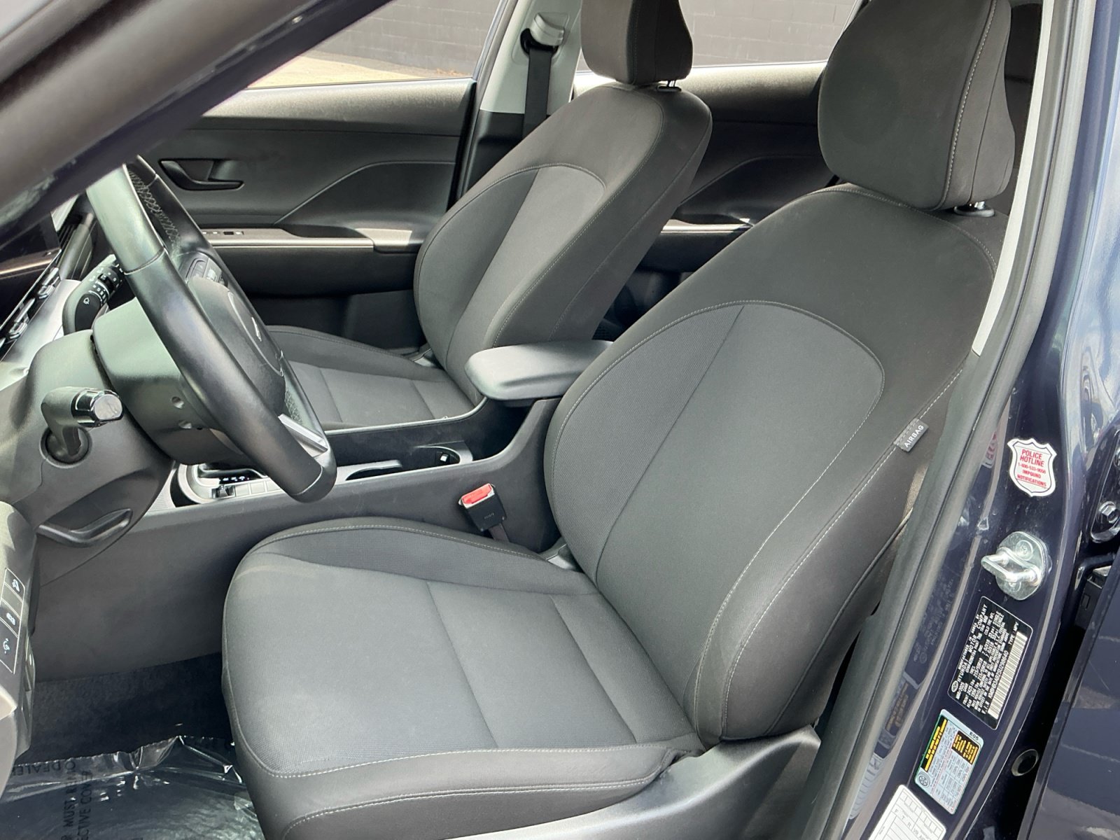 Used 2025 Hyundai Kona SEL FWD image 18
