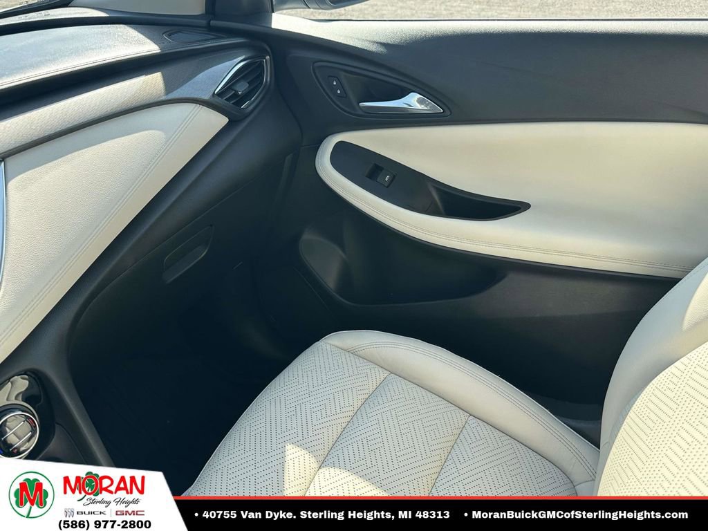 Certified 2021 Buick Encore GX Essence w/ Experience Buick Package FWD image 32