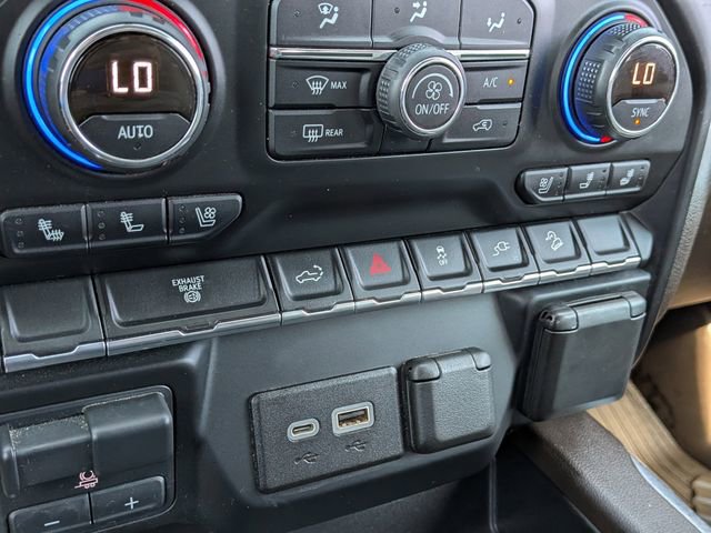 Used 2021 Chevrolet Silverado 2500 LTZ image 23