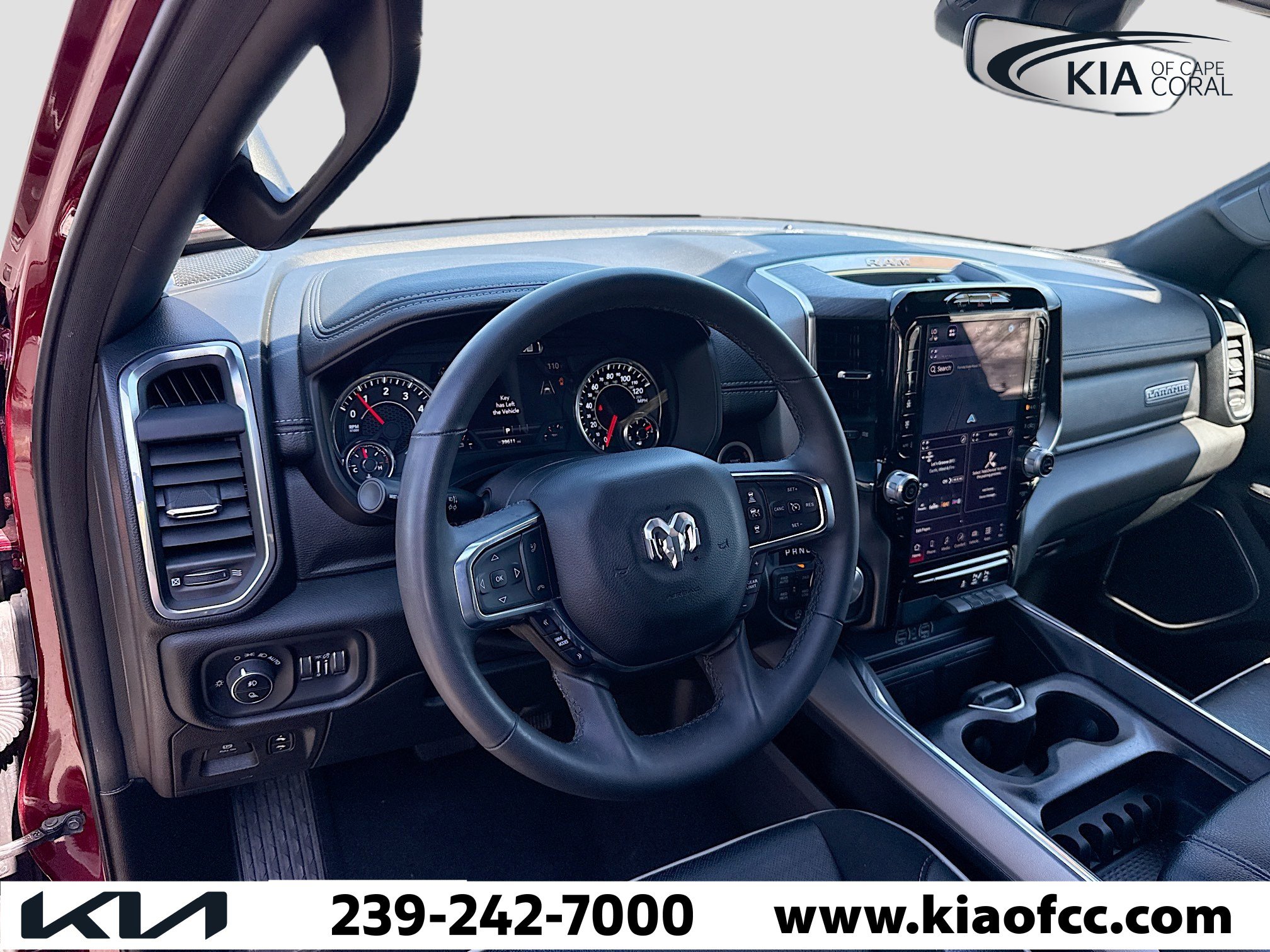 Used 2025 RAM 1500 Laramie image 24