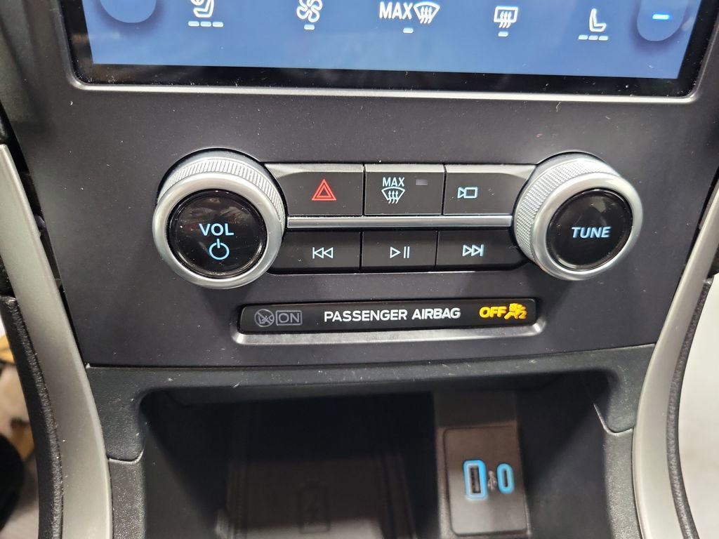 Used 2022 Ford Edge SEL w/ Sport Appearance Package image 41