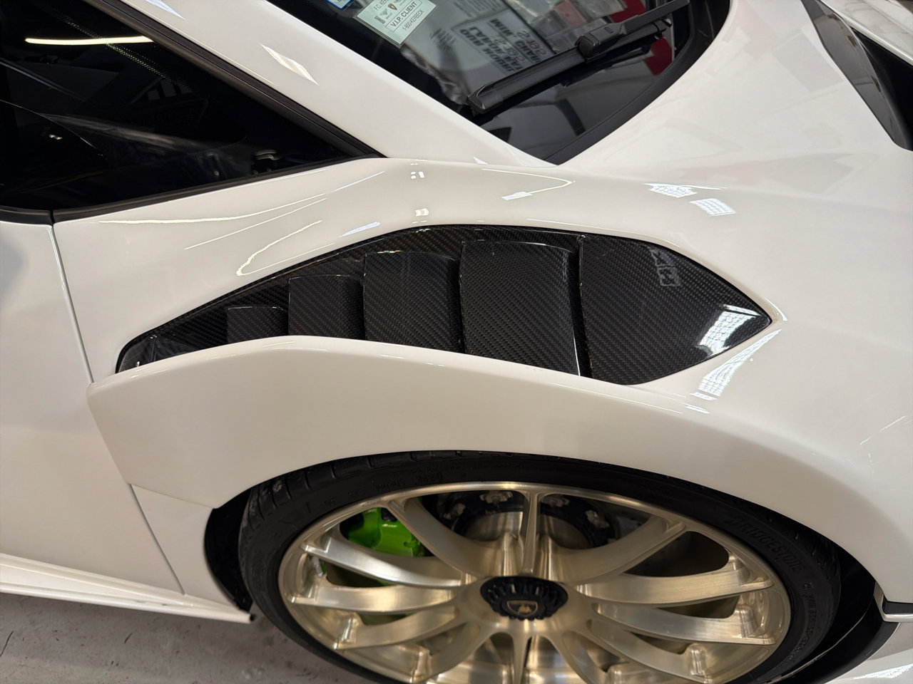 Used 2022 Lamborghini Huracan STO image 13