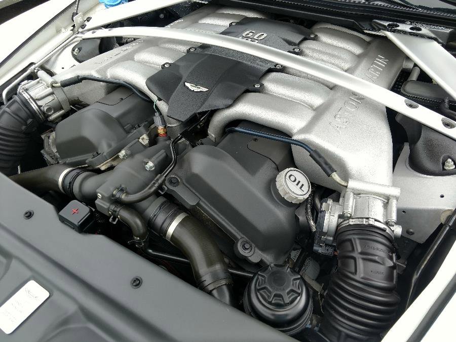 Used 2009 Aston Martin DB9 Coupe image 25