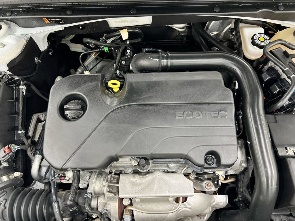 Used 2022 Chevrolet Malibu LS w/ Driver Confidence Package II FWD image 24