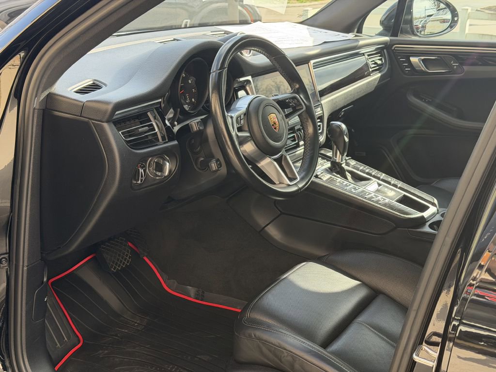 Used 2020 Porsche Macan AWD/4WD image 21