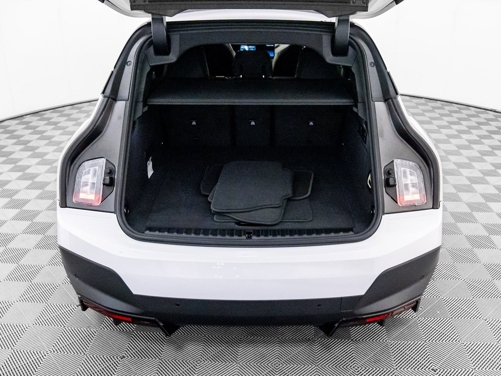 Certified 2025 BMW iX xDrive50 image 27