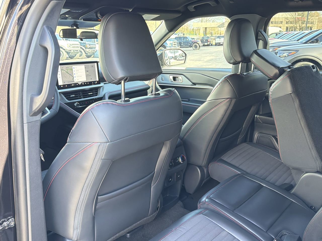 New 2026 Ford Explorer ST-Line image 24