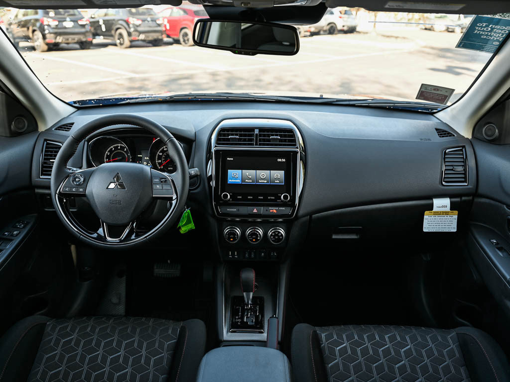 New 2025 Mitsubishi Outlander Sport LE image 12