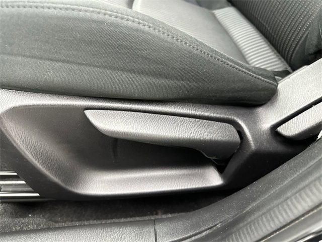 Used 2014 MAZDA MAZDA3 i Touring image 12