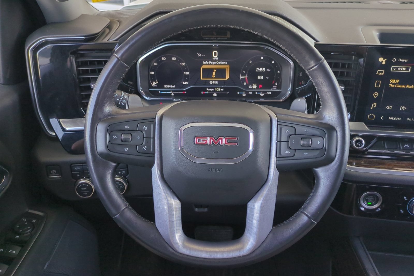 Used 2022 GMC Sierra 1500 Elevation w/ X31 Off-Road Package AWD/4WD image 33