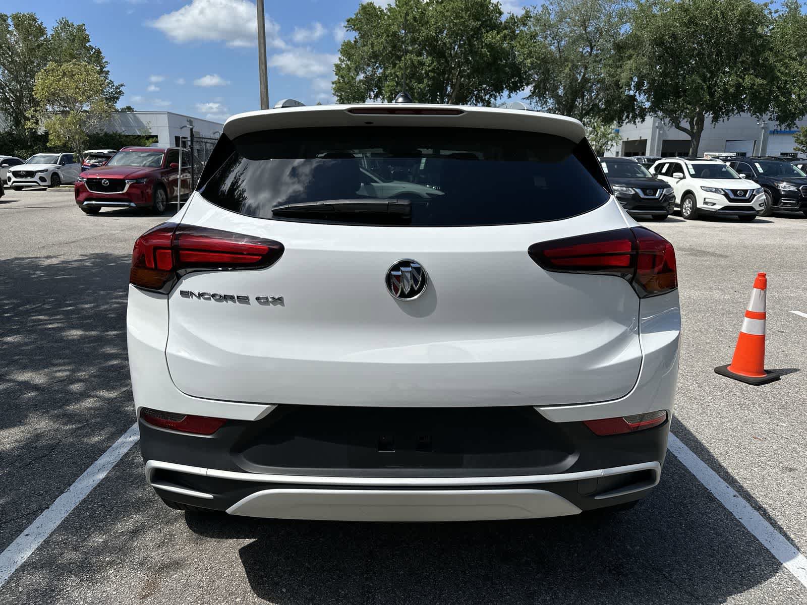 Used 2023 Buick Encore GX Select w/ Safety Package II FWD image 7