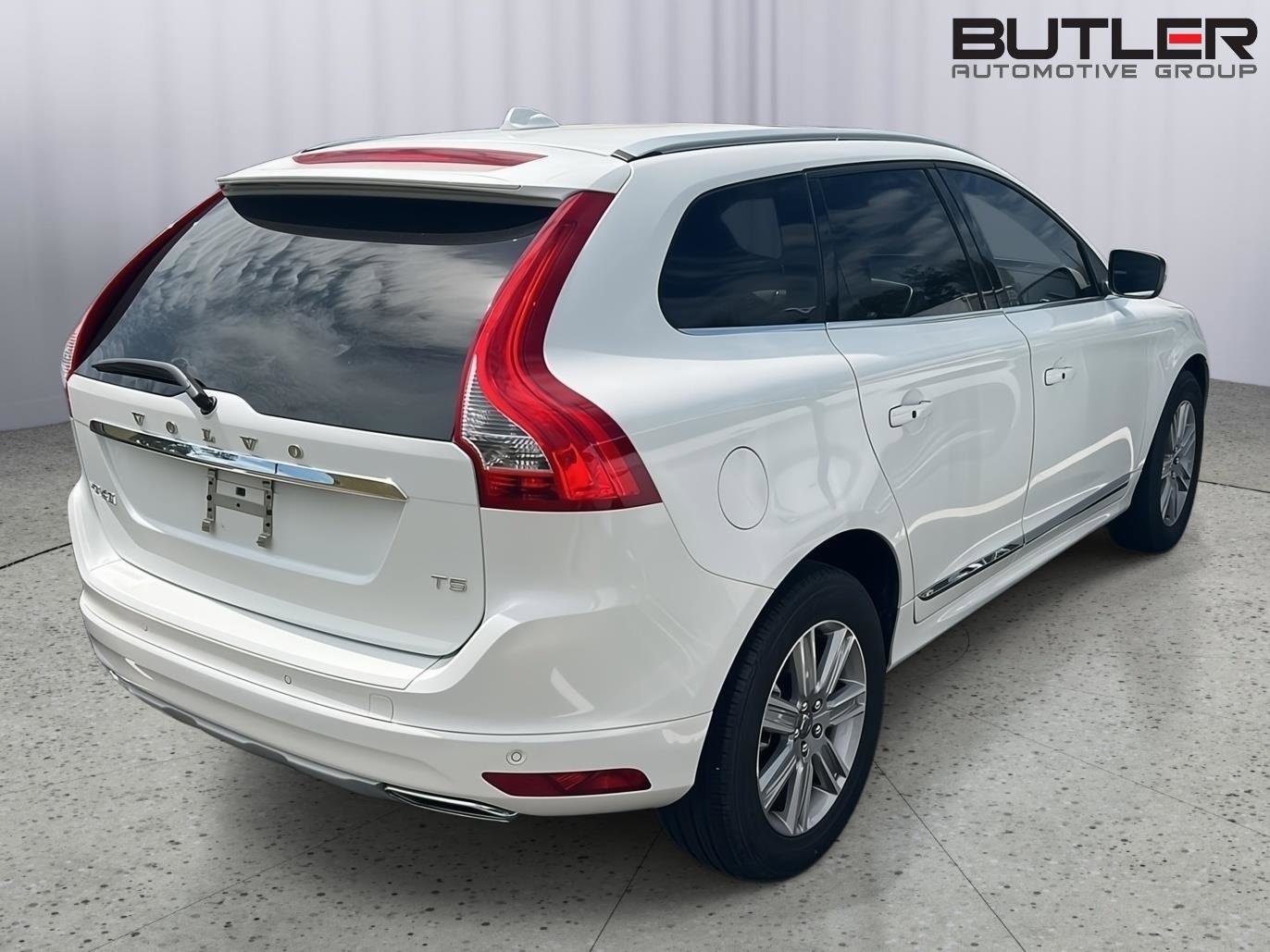 Used 2016 Volvo XC60 T5 Premier w/ Protection Package image 9