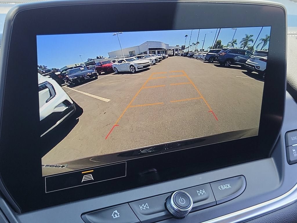 Used 2025 Chevrolet Blazer LT FWD image 29