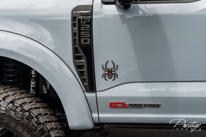 Used 2025 Ford F250 Lariat w/ Lariat Ultimate Package image 11