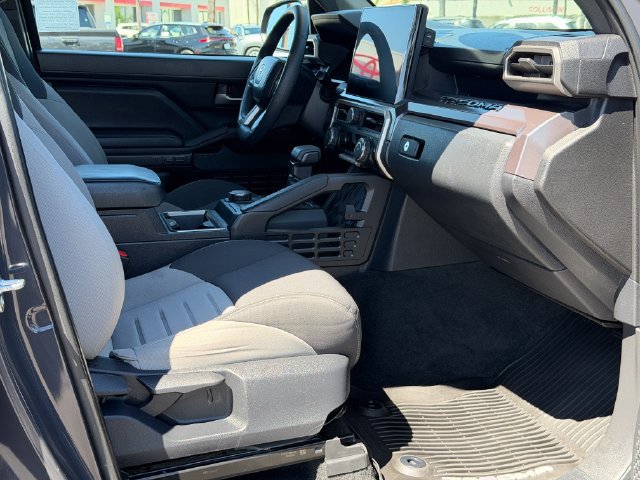 Used 2025 Toyota Tacoma TRD Sport RWD image 19