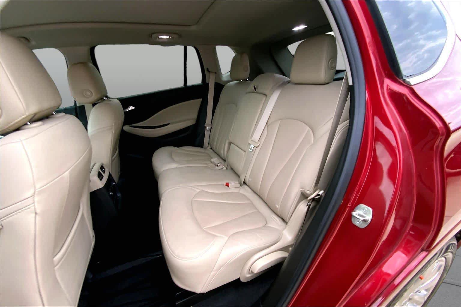 Used 2019 Buick Envision Essence FWD image 19