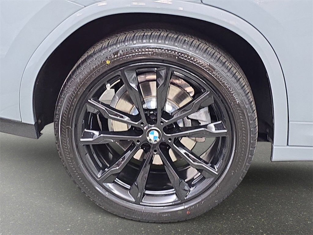 Used 2023 BMW X4 xDrive30i w/ M Sport Package image 35