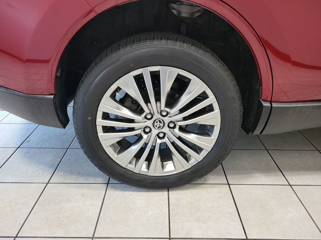 Used 2023 Toyota Venza XLE AWD/4WD image 49
