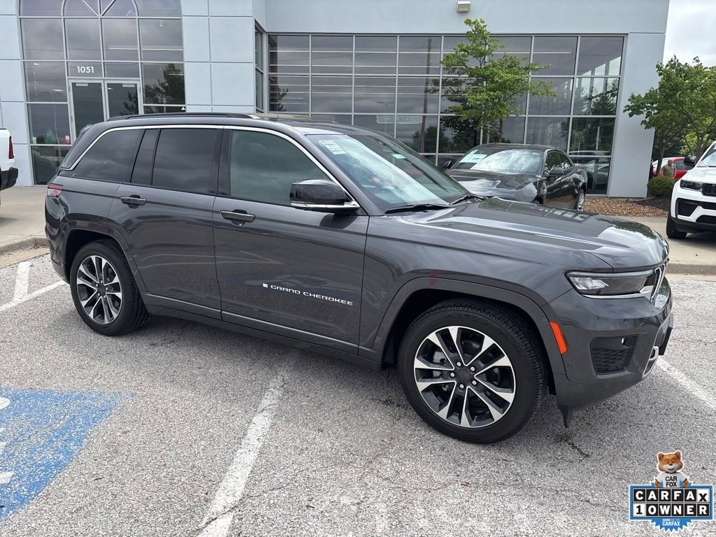 Used 2025 Jeep Grand Cherokee Overland w/ Adv Protech Group III AWD/4WD image 35