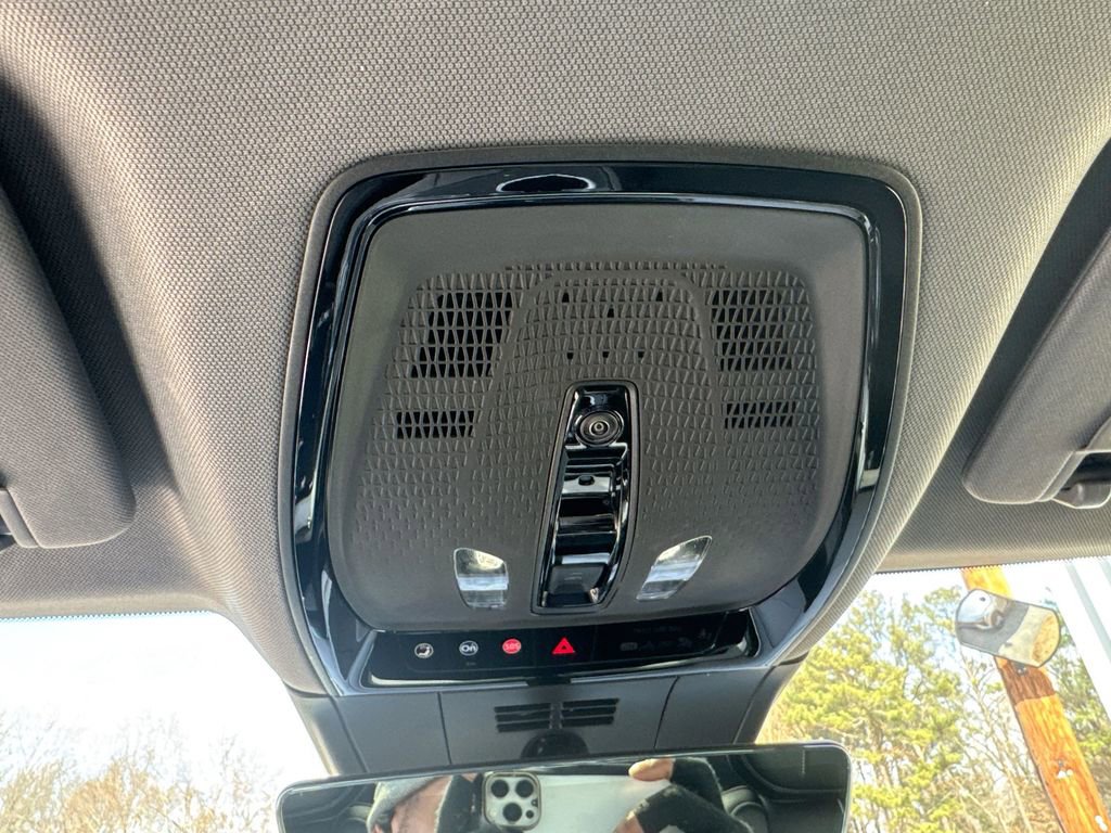 Used 2025 Cadillac Optiq Sport 2 image 19