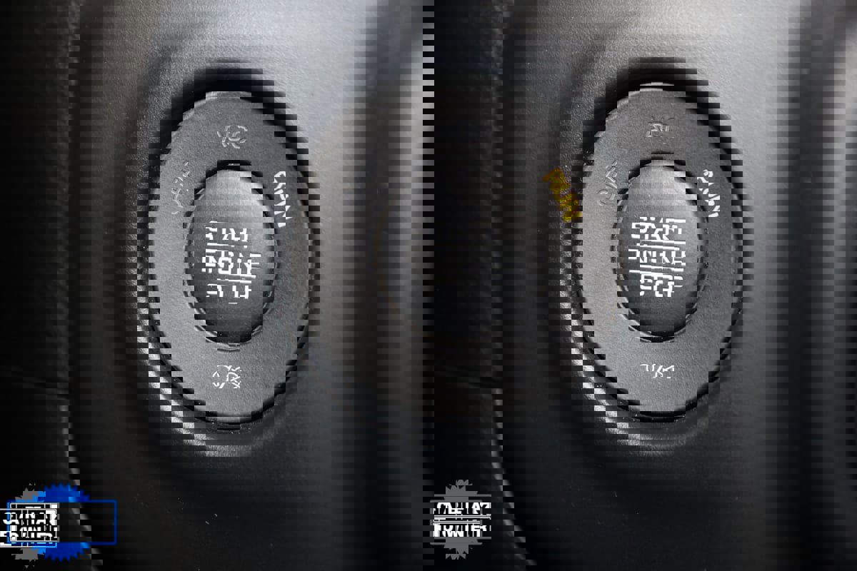 Used 2023 Jeep Gladiator Mojave w/ Cold Weather Group image 29