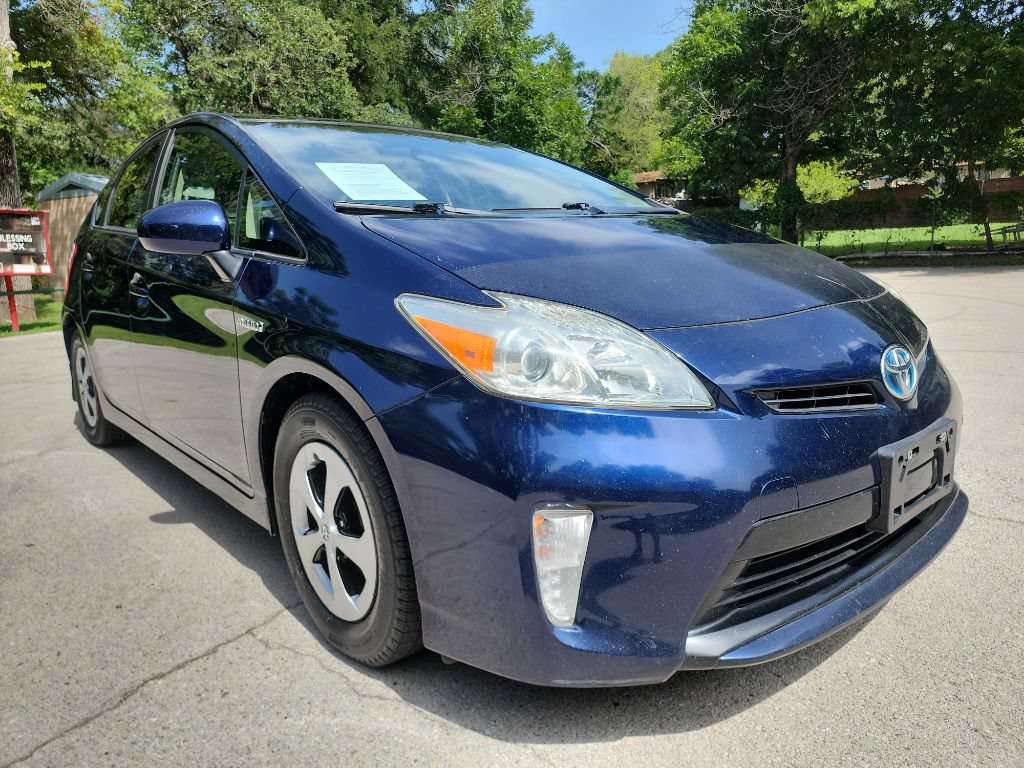 Used 2014 Toyota Prius Four w/ Solar Roof Package FWD video 1
