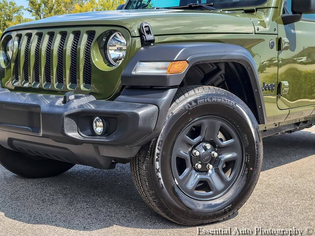 Used 2023 Jeep Wrangler Unlimited Sport AWD/4WD image 3