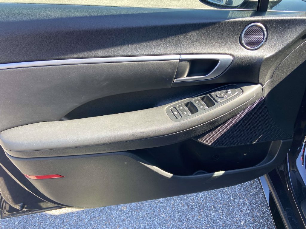 Used 2025 Hyundai Sonata SEL AWD/4WD image 9