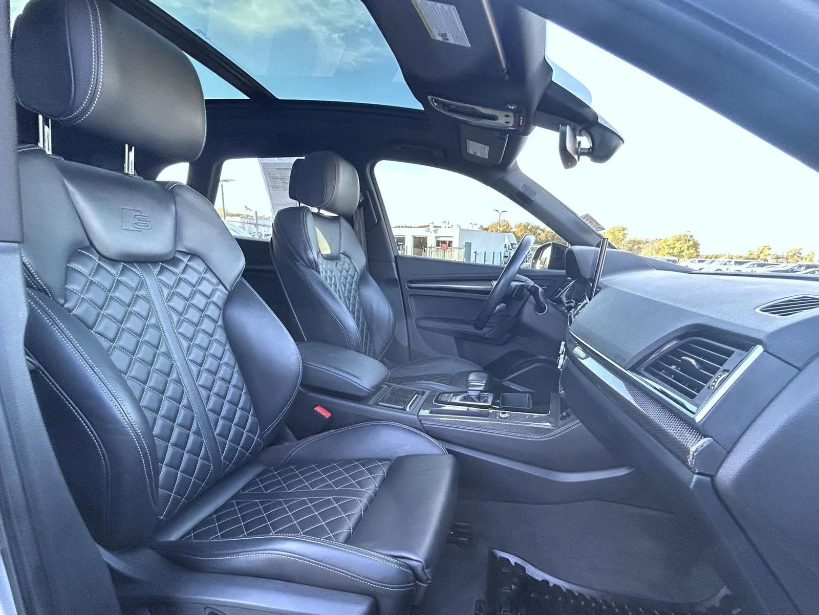 Used 2023 Audi SQ5 Prestige w/ Prestige Package image 16