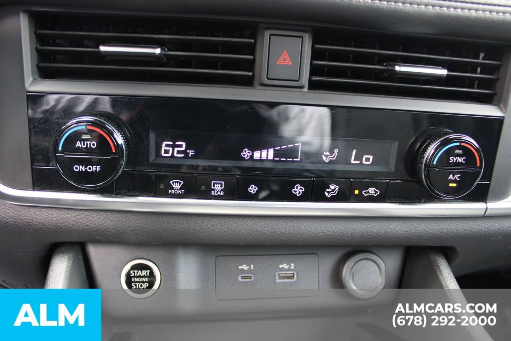 Used 2023 Nissan Rogue SV AWD/4WD image 33