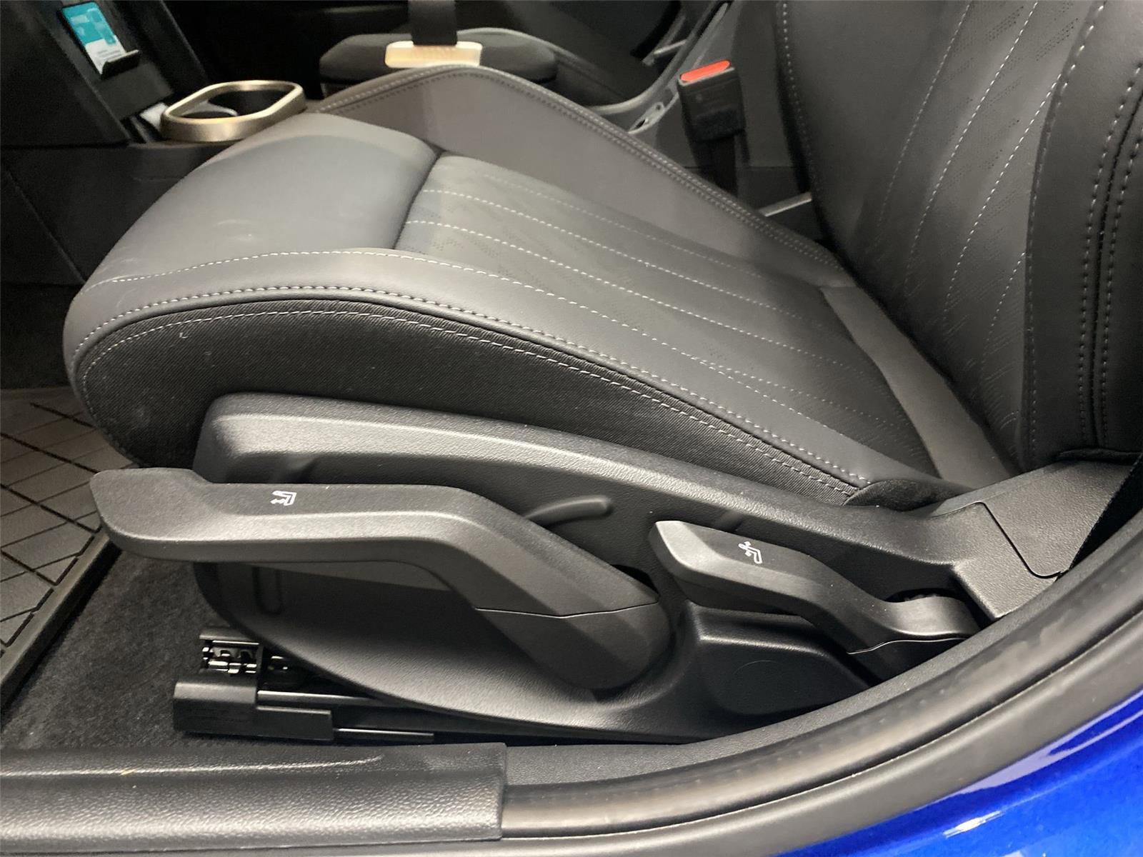 New 2026 MINI Cooper S FWD image 18