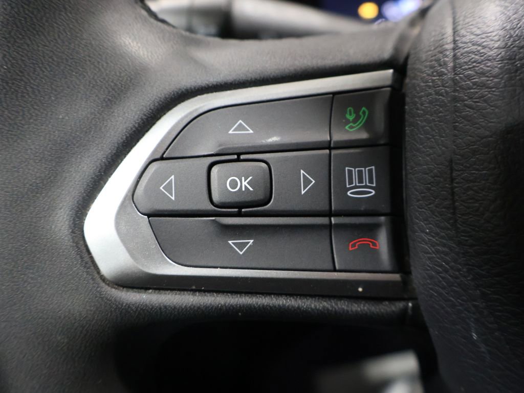 Used 2024 Jeep Compass Limited w/ High Altitude Package image 31