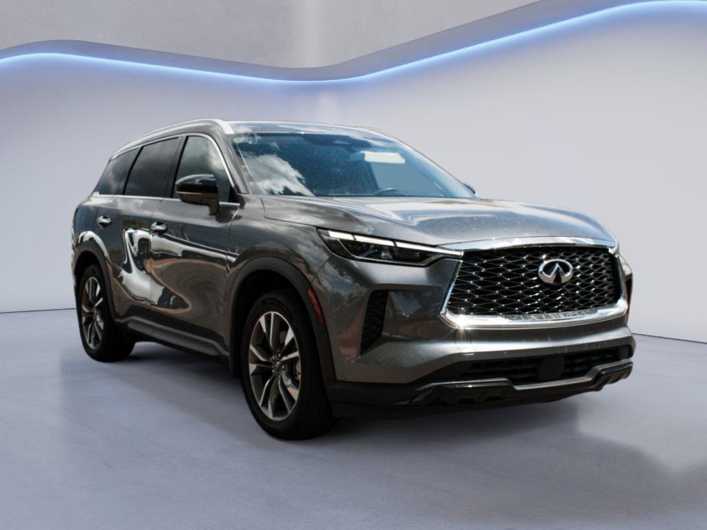 Used 2023 INFINITI QX60 Luxe w/ Cargo Package AWD/4WD image 3