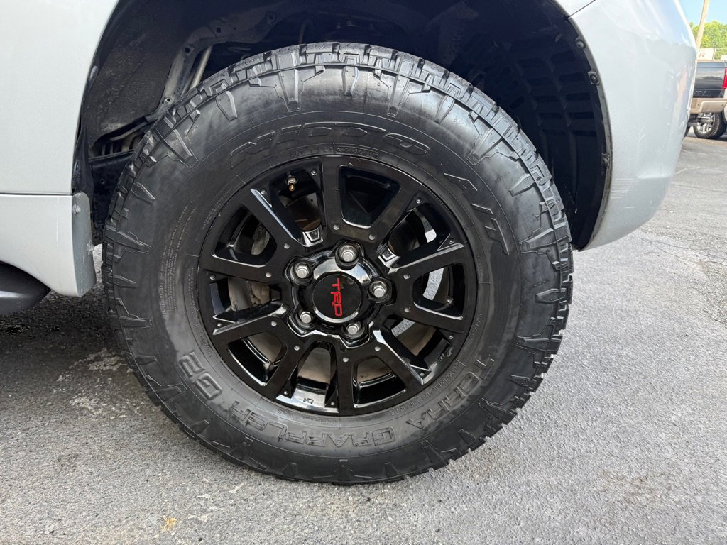 Used 2009 Toyota Land Cruiser image 29