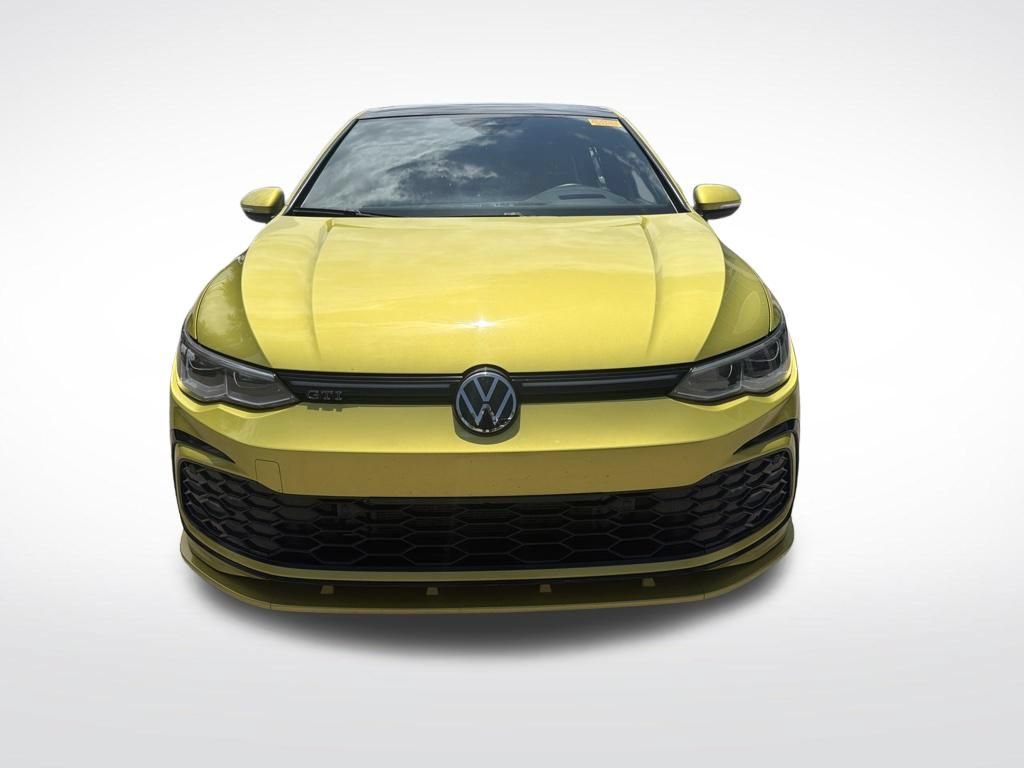 Used 2022 Volkswagen GTI Autobahn FWD image 2