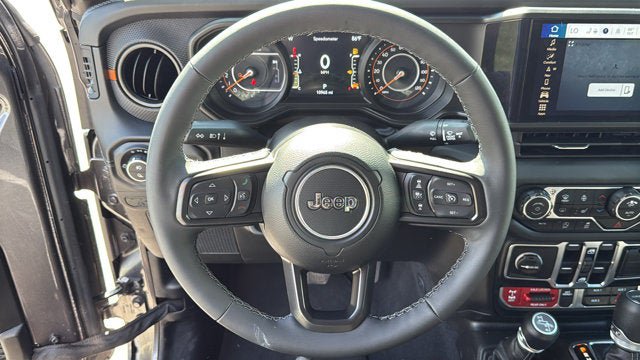 Used 2026 Jeep Gladiator Mojave w/ Safety Group AWD/4WD image 14