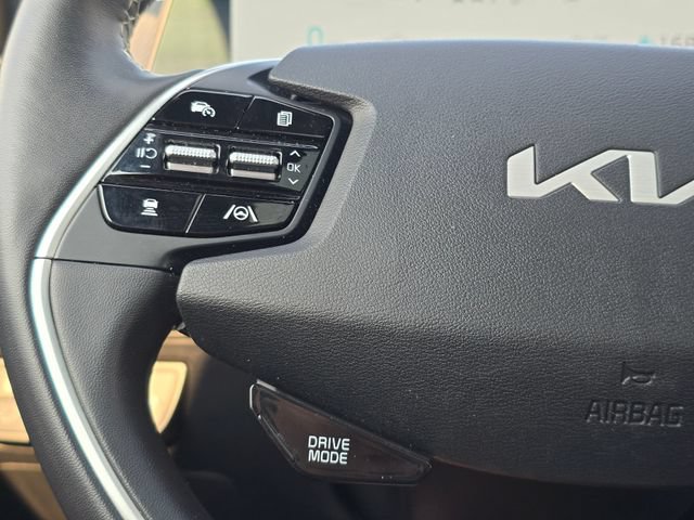 Certified 2024 Kia EV6 GT-Line AWD/4WD image 34