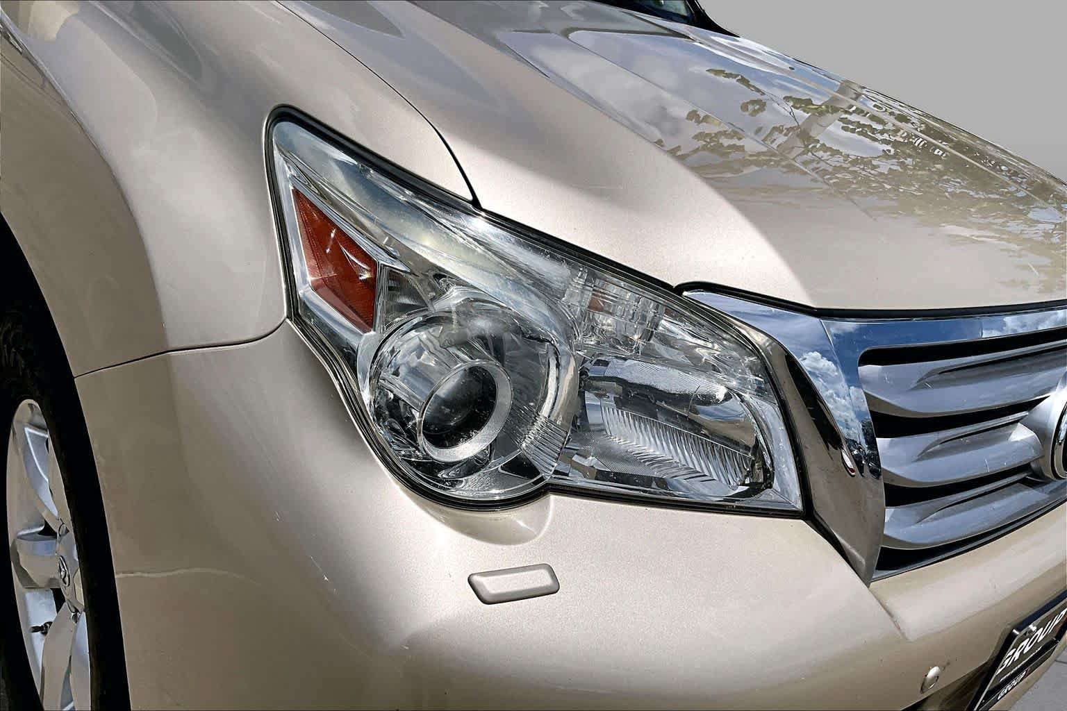Used 2010 Lexus GX 460 Premium AWD/4WD image 23