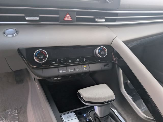 New 2026 Hyundai Elantra Blue image 21