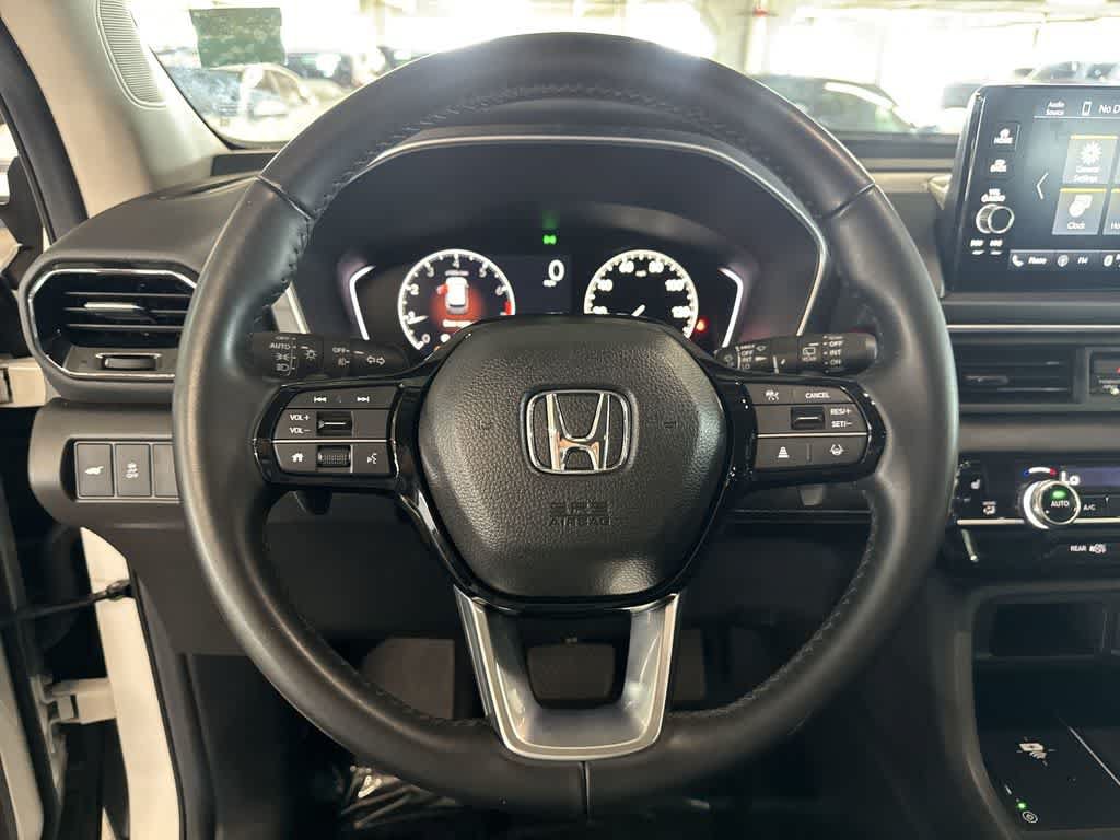 Used 2025 Honda Pilot EX-L image 14