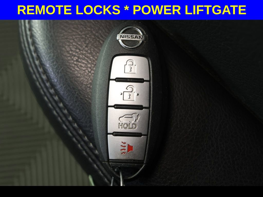 Used 2015 Nissan Rogue SV w/ SV Premium Package image 9