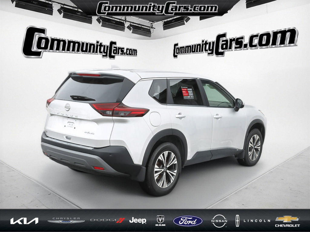 Used 2023 Nissan Rogue SV image 8